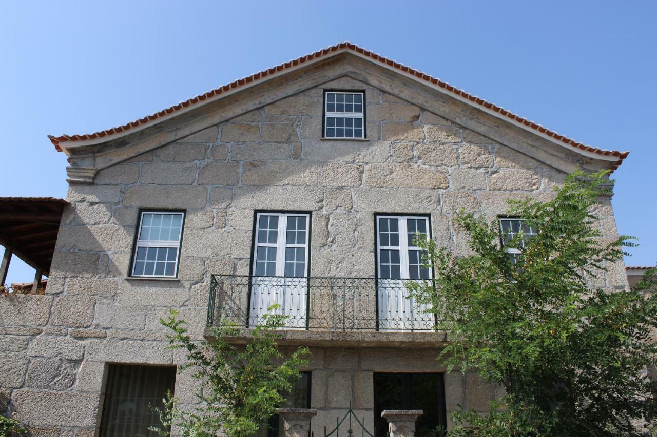 Hostel Casa Do Pinheiro Lagares da Beira Екстериор снимка
